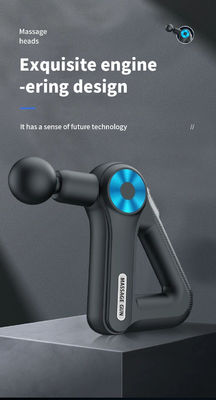 Revolutionieren Sie Ihre Fitness-Routine mit einer neuen Elektro-Massage-Pistole zur Entspannung des Körpers.